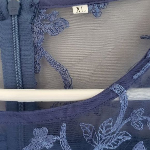 Womens Smokey Navy Blue Dressy Dress Wedding Party size XL, 12-14 - Picture 4 of 6